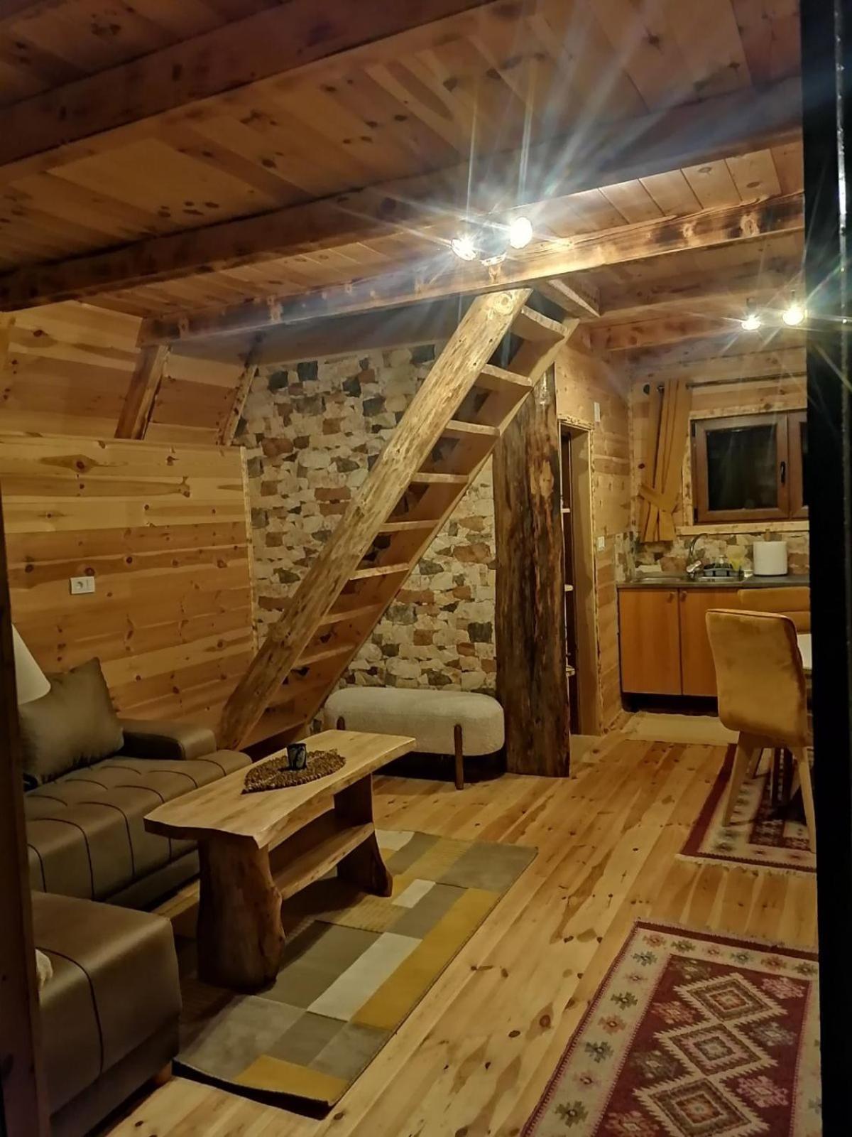 Koliba Luca Smrcevo Brdo Villa Žabljak Buitenkant foto
